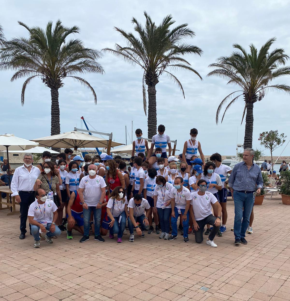PRIMO TROFEO COSTA RIPAGNOLA:  PREMIATI AL CIRCOLO BARION GLI ATLETI DEL CANOTTAGGIO