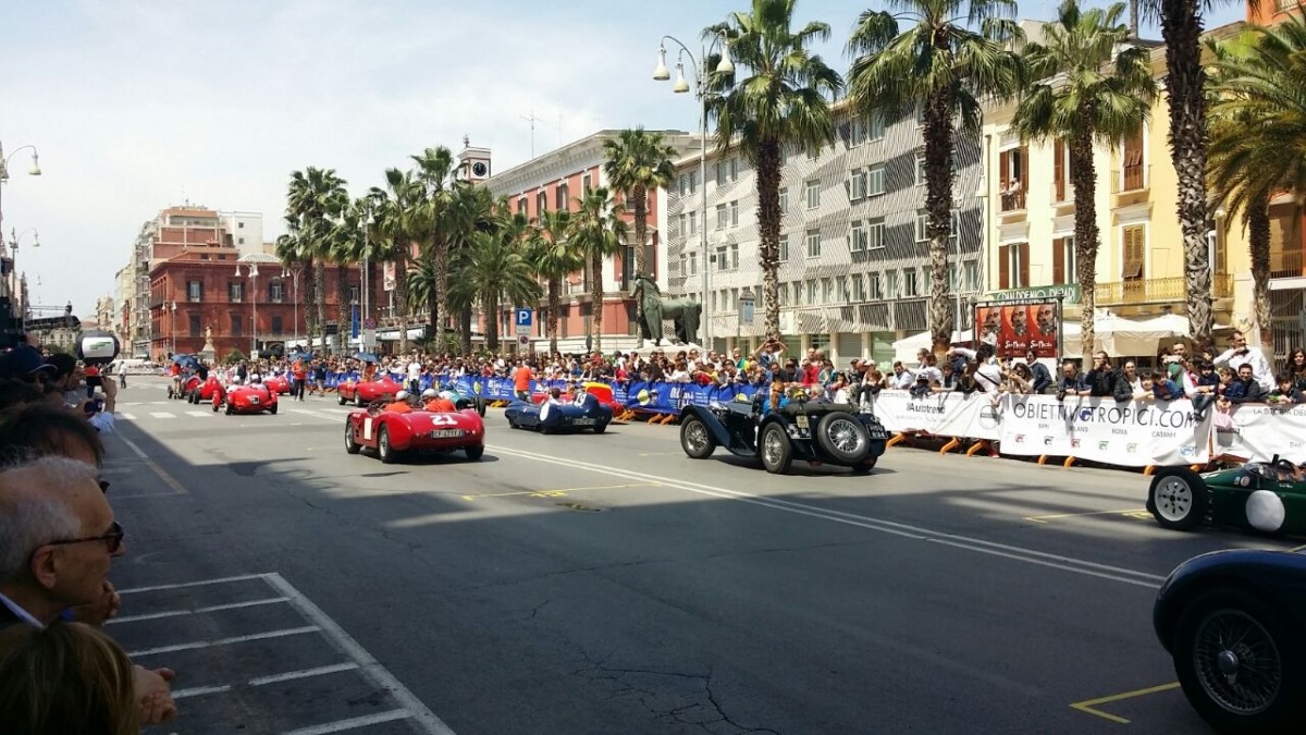 Il Gran Premio di Bari alla BIT di Milano - Old Cars Club presenta la sesta Rievocazione della storica gara  alla Fiera Internazionale del Turismo